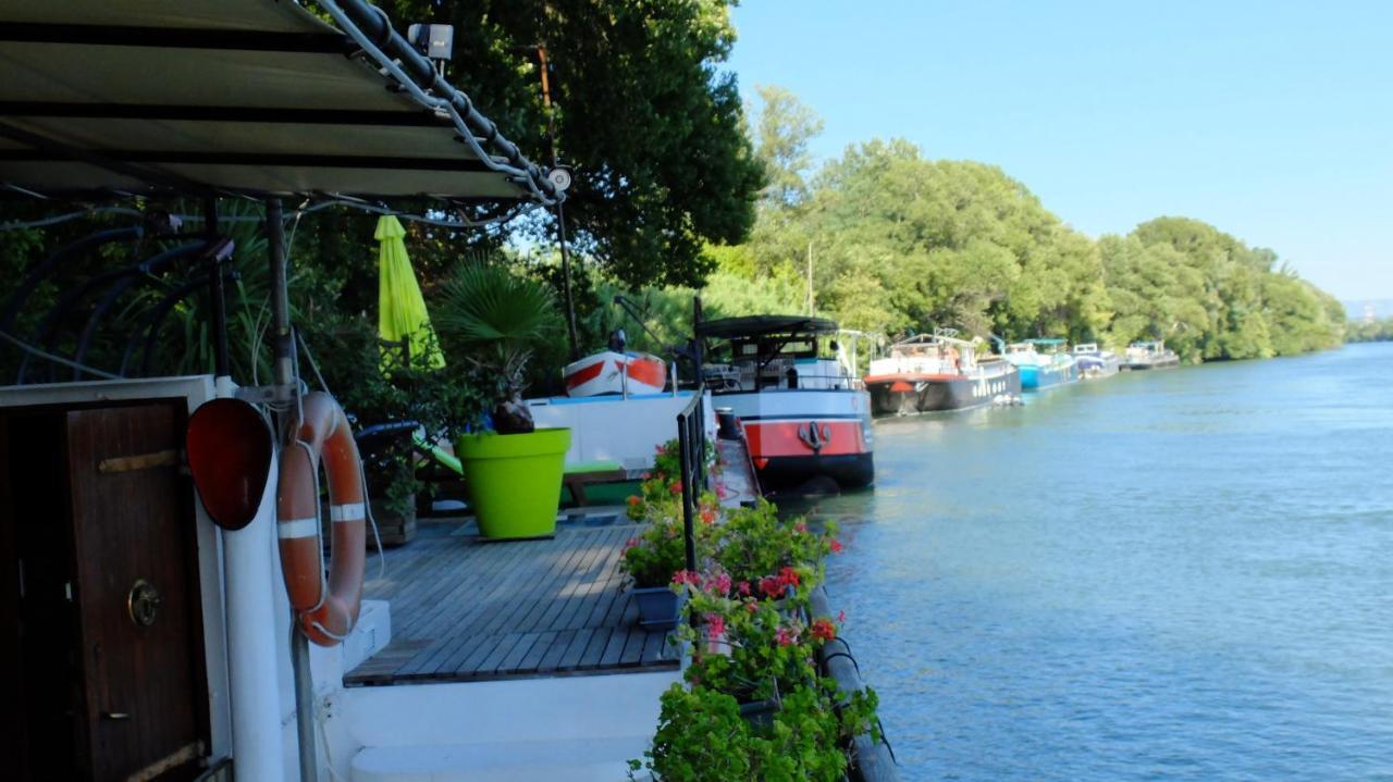 Peniche Le Hasard Bed & Breakfast Villeneuve-lès-Avignon Dış mekan fotoğraf